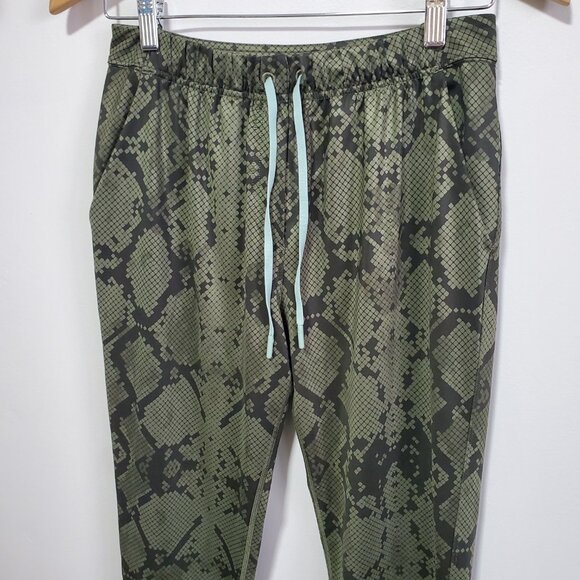 LULULEMON Jet Crop Slim Luxtreme 26" Pants Ankle Stretch Snake Green Women's 4 - Picture 6 of 14